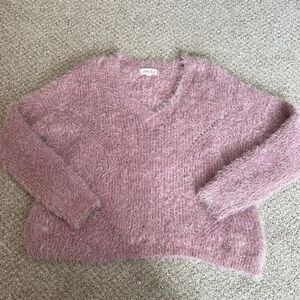 Women’s pink rose sweater